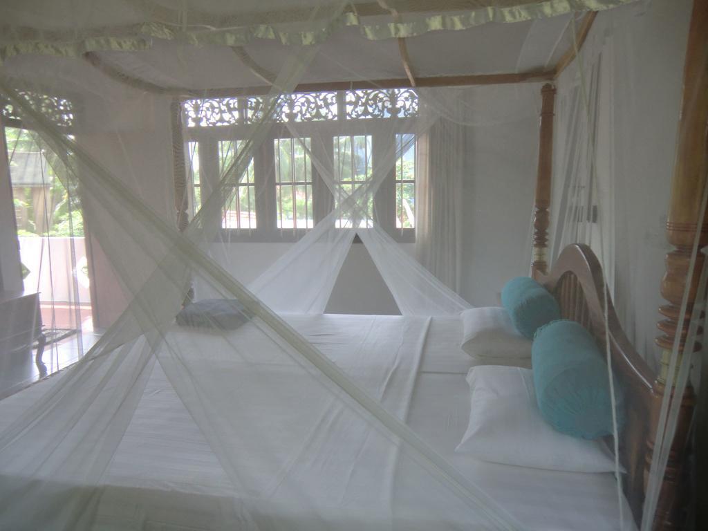 The Oasis Villa Хиккадува Номер фото